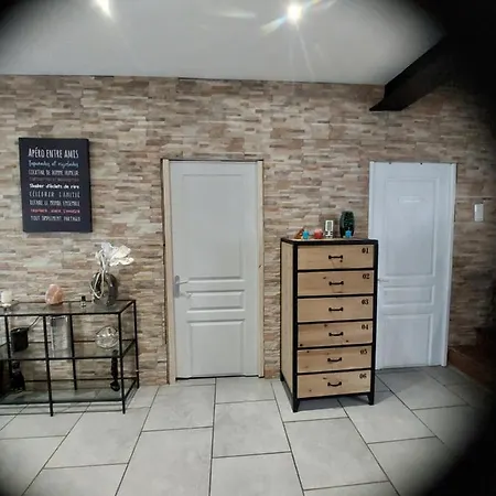 D Hotes Au Bonheur Du Gave Piscine Et Jacuzzi Bed & Breakfast Lahontan