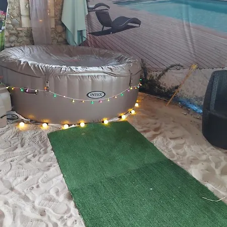 Bed & Breakfast D Hotes Au Bonheur Du Gave Piscine Et Jacuzzi